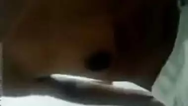 Petite Desi hottie records herself XXX stripping and posing nude