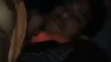 Desi Lover biting nipple Jio sex video