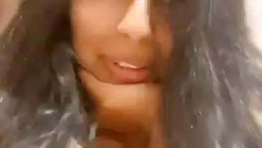 Skinny girlfriend blowjob to boyfriend wearing cap