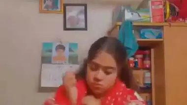 Busty desi girl nude big boobs and hairy pussy