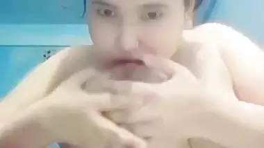 Chubby tanker Bengali girl sucking her huge boobs