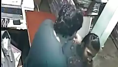 Indian Shopowner with salesgirl hardcore XXX leaks