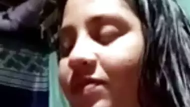 Chubby village aunty shows nude figure on video call