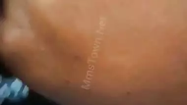 Mature Tamil wife kissing and naked body showing MMS