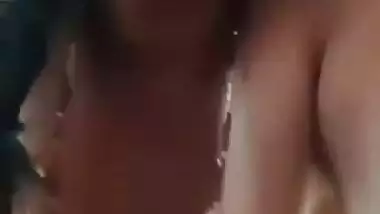 Karnataka aunty topless playing with big long boobs