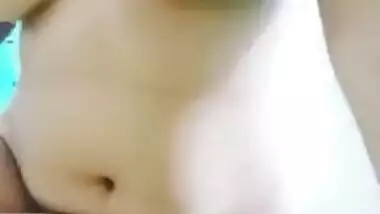 Naked Indian chick with big XXX nipples records sex video for lover