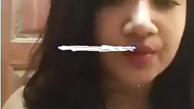 Indian Beautiful Smoker Girl Live