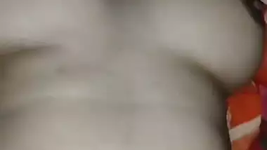 Village wife big melons pressing and pussy fucking