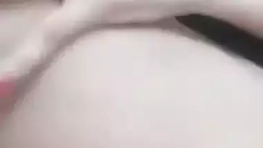 Desi Muslim girl shows boobs and pussy on video call