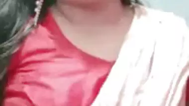 Cute Chamet girl naked chat with follower for money