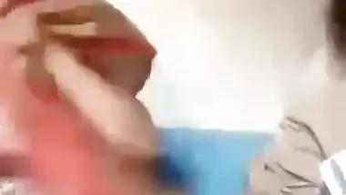 Pathan fucks his neighbor’s wife in Pakistani sex MMS