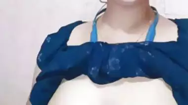 Horny Bengali boudi video call nude show MMS