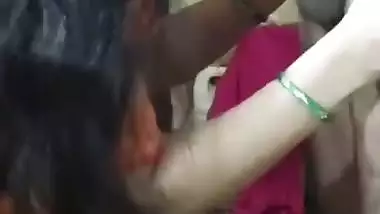 Madurai lady gives a Tamil blowjob to her brother in law