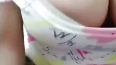 Huge milky boobs popping out â€“ sexy Indian girlfriend