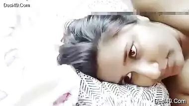 Pretty Desi female wakes up with the idea of filming XXX video