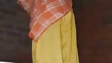 Dehati desi bathing merged video leaks