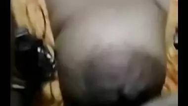 Nogaon lady show her boobs