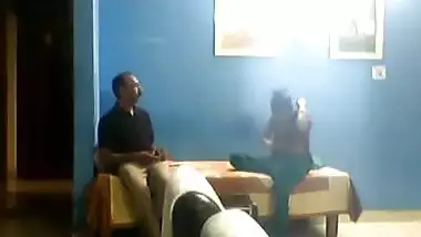 Bhabhi Boobs Show From Blouse.