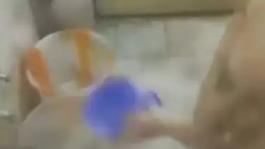 Beautiful desi girl bathing hidden spy porn