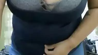 Big Boobs Desi Babe Ashrina On Cam part-2