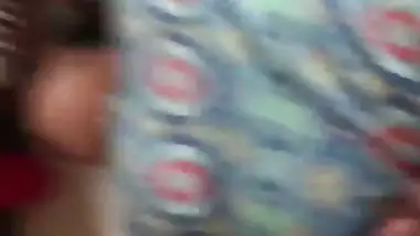 Padosi gori bhabhi ki chut me mera lund