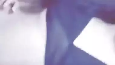 Desi cute gf fingering