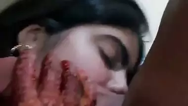 Wife gives an Indian blowjob on her suhagrat night