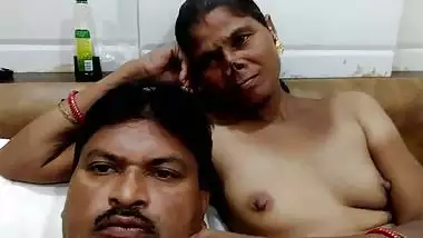 Local mature south couple nude clip